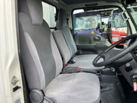 ISUZU Elf Bottle Van TRG-NJR85AN 2015 84,000km_33