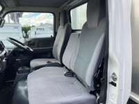 ISUZU Elf Bottle Van TRG-NJR85AN 2015 84,000km_36