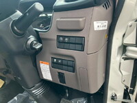 MITSUBISHI FUSO Canter Flat Body 2RG-FBA20 2026 107km_23