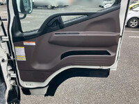 MITSUBISHI FUSO Canter Flat Body 2RG-FBA20 2026 107km_26
