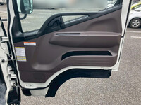 MITSUBISHI FUSO Canter Flat Body 2RG-FBA20 2026 114km_25