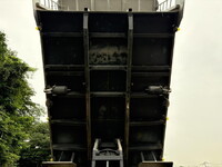 UD TRUCKS Quon Deep Dump QKG-CD5YL 2014 130,000km_11
