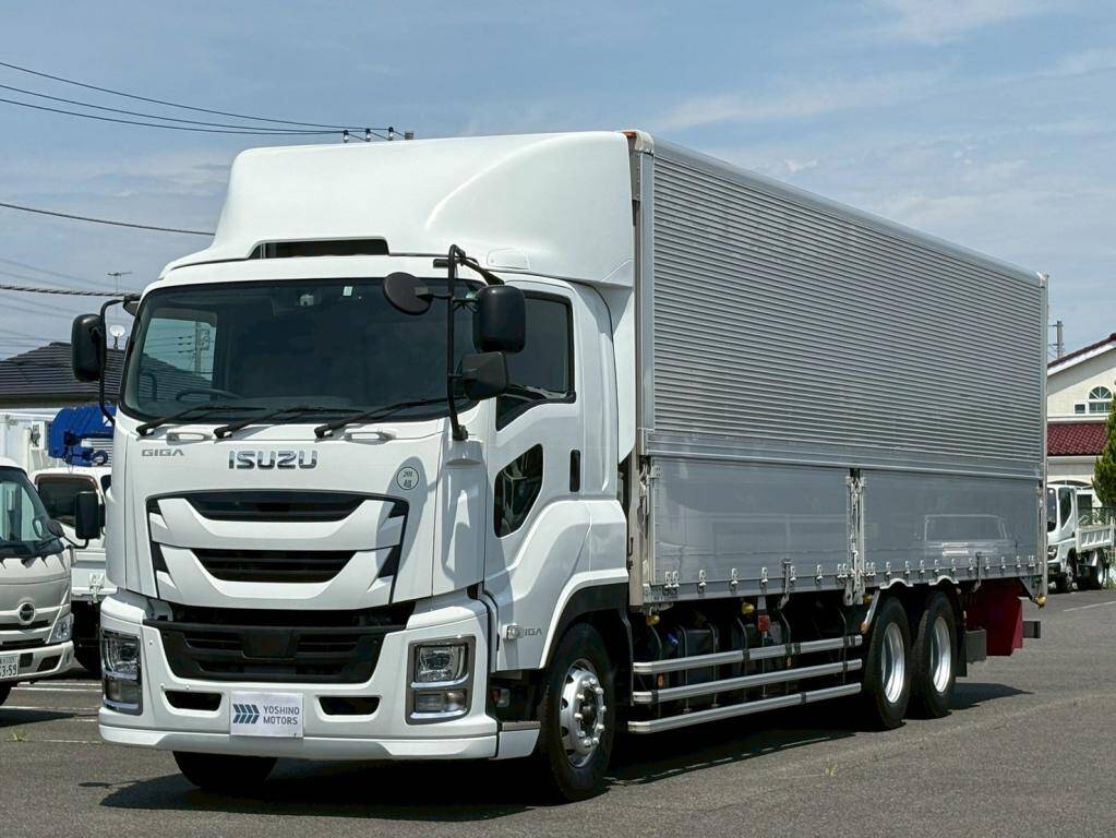 ISUZU Giga Aluminum Wing 2PG-CYL77C 2018 585,000km