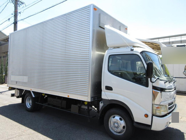 Dutro Aluminum Van_1