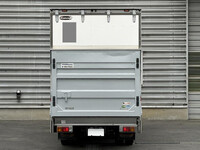 TOYOTA Dyna Aluminum Van TPG-XZU605 2018 180,000km_2