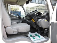 HINO Dutro Panel Van TKG-XZU712M 2017 215,000km_16