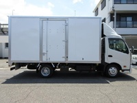 HINO Dutro Panel Van TKG-XZU712M 2017 215,000km_5