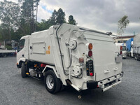 HINO Dutro Garbage Truck TPG-XZU600X 2017 114,104km_2