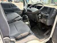 ISUZU Elf Flat Body 2RG-NKR88A 2020 130,000km_19