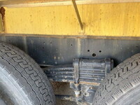 UD TRUCKS Quon Tank Lorry LKG-CD5YL 2011 565,920km_14