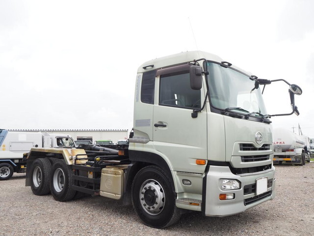 UD TRUCKS Quon Container Carrier Truck LDG-CW5XL 2012 837,068km_1