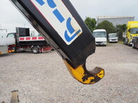 UD TRUCKS Quon Container Carrier Truck LDG-CW5XL 2012 837,068km_12