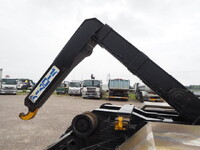 UD TRUCKS Quon Container Carrier Truck LDG-CW5XL 2012 837,068km_8