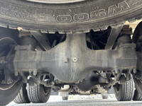 UD TRUCKS Quon Truck (With 4 Steps Of Cranes) 2RG-CX5EL 2023 17,488km_26