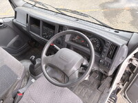 ISUZU Elf Aluminum Van TRG-NMR85AN 2018 158,981km_34