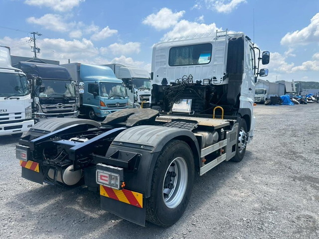 Profia Trailer Head_2