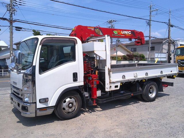 Elf Truck (With 5 Steps Of Cranes)_1