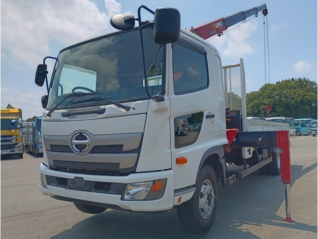 Ranger Truck (With 4 Steps Of Cranes)_1