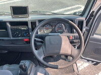 ISUZU Elf Double Cab TRG-NHS85A 2015 52,174km_16
