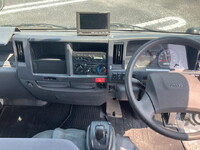 ISUZU Elf Double Cab TRG-NHS85A 2015 52,174km_18