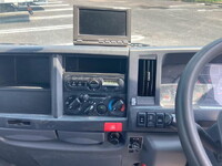 ISUZU Elf Double Cab TRG-NHS85A 2015 52,174km_19