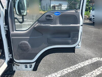 ISUZU Elf Double Cab TRG-NHS85A 2015 52,174km_23
