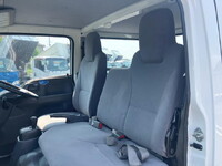 ISUZU Elf Double Cab TRG-NHS85A 2015 52,174km_35