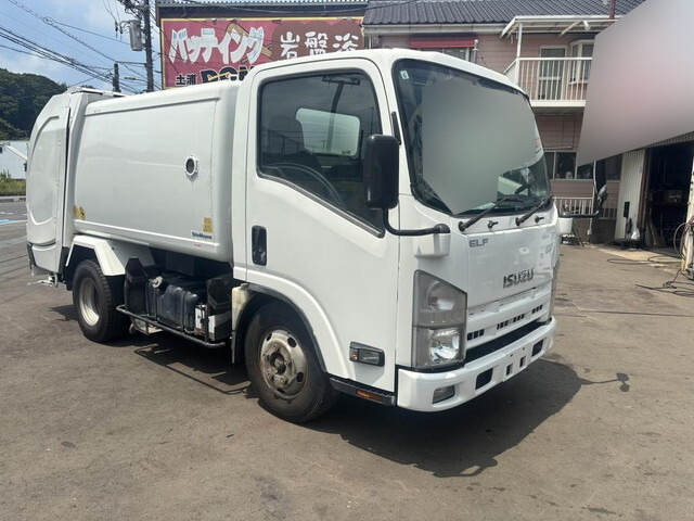 ISUZU Elf Garbage Truck TKG-NMR85N 2013 220,659km_1