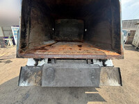 ISUZU Elf Garbage Truck TKG-NMR85N 2013 220,659km_17
