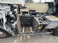 ISUZU Elf Garbage Truck TKG-NMR85N 2013 220,659km_21