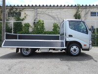HINO Dutro Flat Body 2DG-XZU675M 2023 25,867km_7