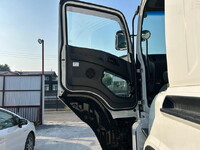 ISUZU Giga Aluminum Wing QKG-CYL77B 2017 543,000km_23