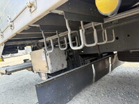 ISUZU Giga Aluminum Wing QPG-CYJ77B 2017 465,400km_29