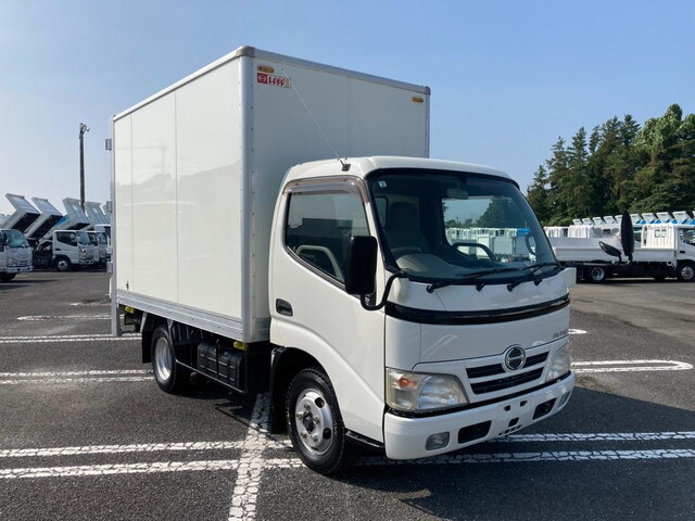 HINO Dutro Aluminum Van BDG-XZU304M 2009 39,346km_1
