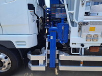 MITSUBISHI FUSO Fighter Truck (With 4 Steps Of Cranes) QKG-FK62FZ 2017 75,000km_17