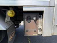 TOYOTA Dyna Aluminum Van TPG-XZU605 2018 184,000km_11