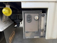 TOYOTA Dyna Aluminum Van TPG-XZU605 2018 199,000km_11