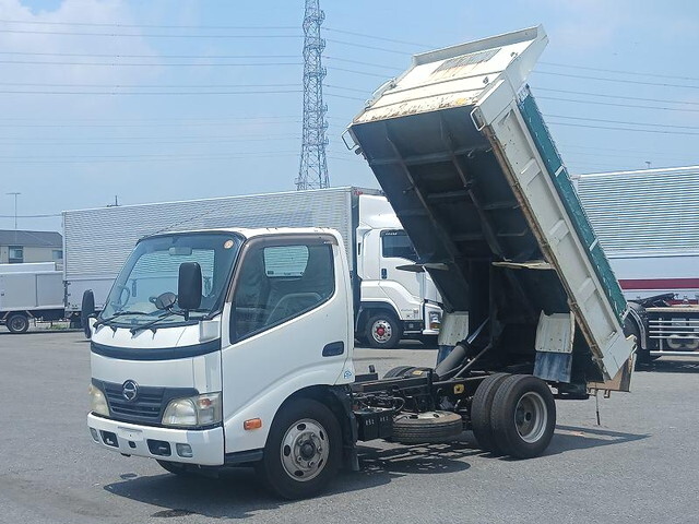 HINO Dutro Dump BKG-XZU314T 2010 176,868km_1