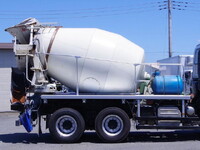 ISUZU Giga Mixer Truck QKG-CXZ77AT 2017 333,000km_16