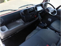 HINO Dutro Double Cab TPG-XZU605M 2019 73,533km_15