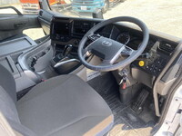 UD TRUCKS Quon Trailer Head 2PG-GK5AAD 2018 264,000km_19