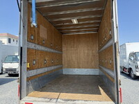 TOYOTA Dyna Aluminum Van TPG-XZU605 2018 185,700km_10