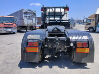 UD TRUCKS Quon Trailer Head ADG-GW4XLG 2006 402,228km_4