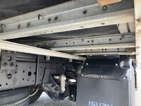 ISUZU Elf Aluminum Wing TRG-NPR85AN 2018 245,309km_27