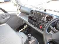 TOYOTA Others Reefer Van TKG-XZU605 2017 184,000km_24