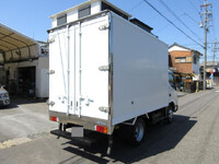 TOYOTA Others Reefer Van TKG-XZU605 2017 184,000km_4