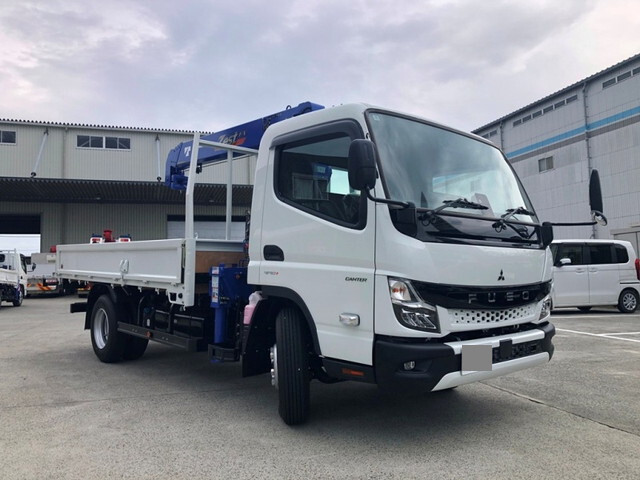 Canter Truck (With 4 Steps Of Cranes)_1