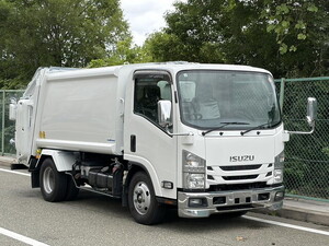 ISUZU Elf Garbage Truck TPG-NMR85N 2016 170,000km_1