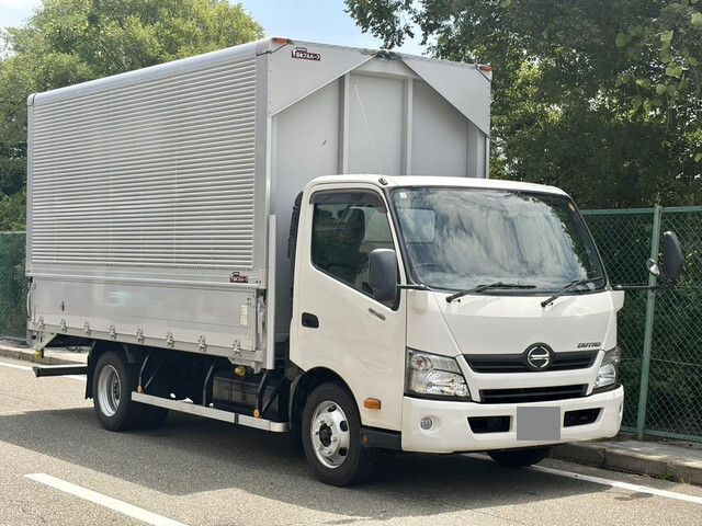 HINO Dutro Aluminum Wing TKG-XZU710M 2016 149,000km