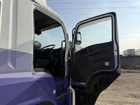 ISUZU Giga Aluminum Wing QPG-CYJ77B 2016 1,011,000km_28